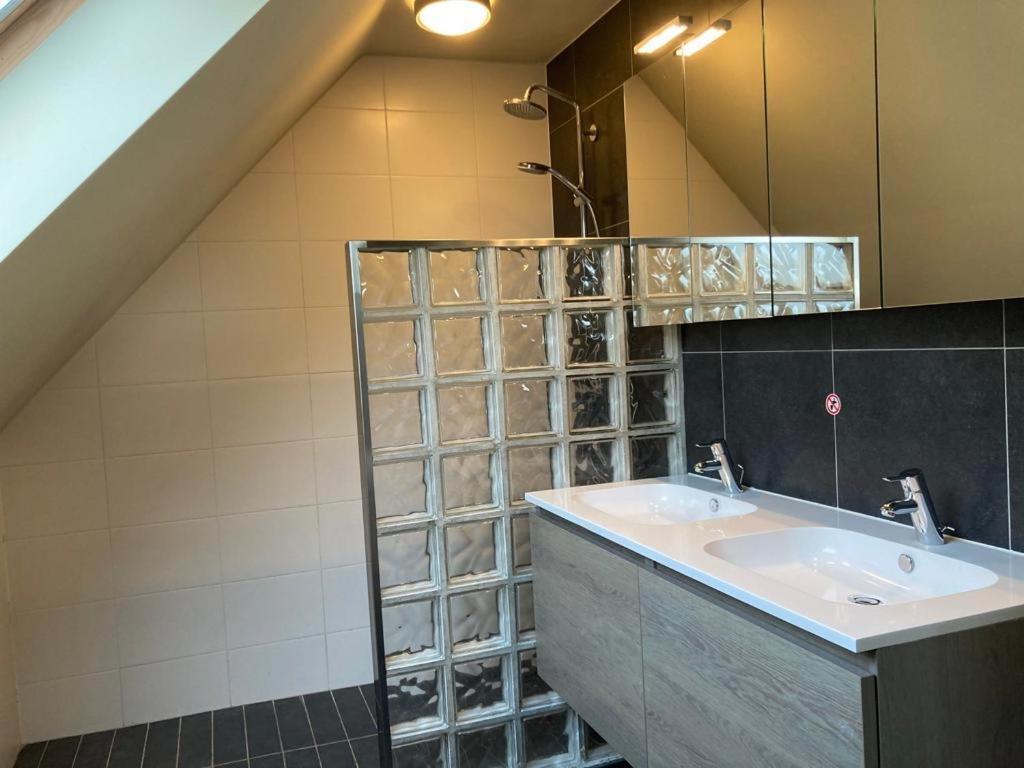 De Smokkelaar & Het Schuurtje Vila Maldegem Exterior foto